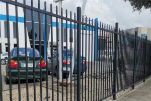 Quality 2400mm Railing Aluminium Tubular Fencing Flat Top Tubular Aluminum Fence wholesale
