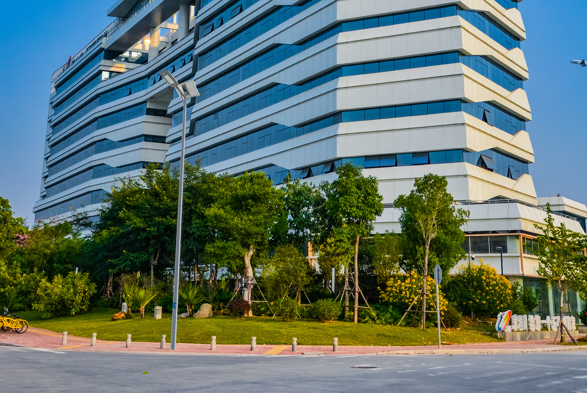 60w solar led street lighting application picture