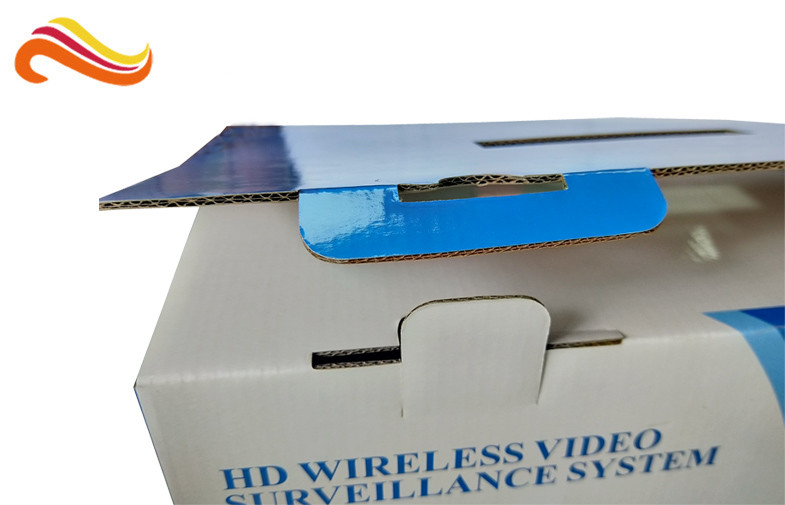 E- Flute Material Corrugated Paper Boxes Glossy Lamination Surface With Hanger
