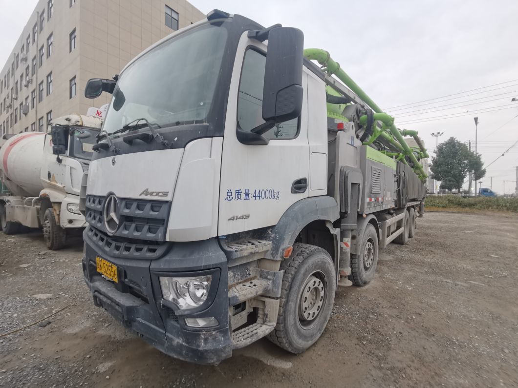 Used Concrete Boom Pump Zoomlion 63meter 56meter 6 Boom Sections Used Pump Truck Machine