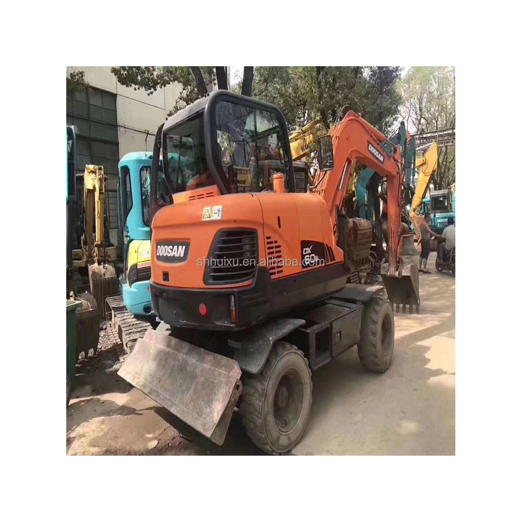 excellent performance for Doosan 60w used wheeled excavator second hand wheeled excavator doosan DX60W