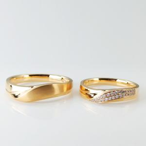 Quality Intense Design Feeling Men20 Women13 18k Gold With Diamond Ring wholesale
