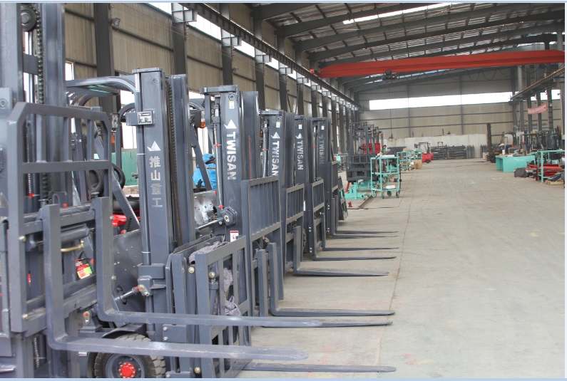 1.5 ton mini tractor machine electric forklift with Twisan brand