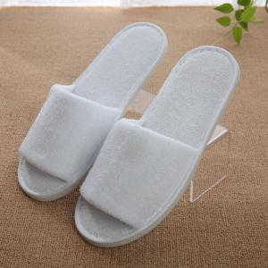 Quality White Massage Spa Disposable Hotel Slippers Indoor Slides For Women Men wholesale