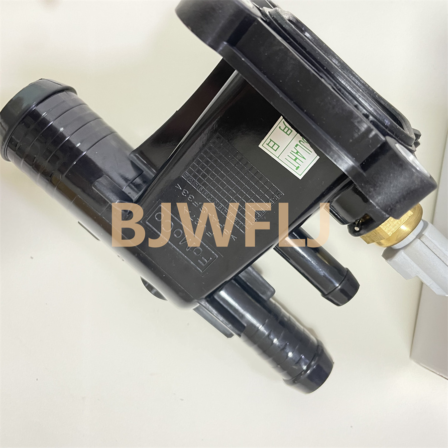 LR038758 LR025564 GL1509 Thermostat for Land Rover Range Rover Evoque 2.0L Engine Parts