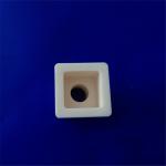 Alumina insulating ceramics