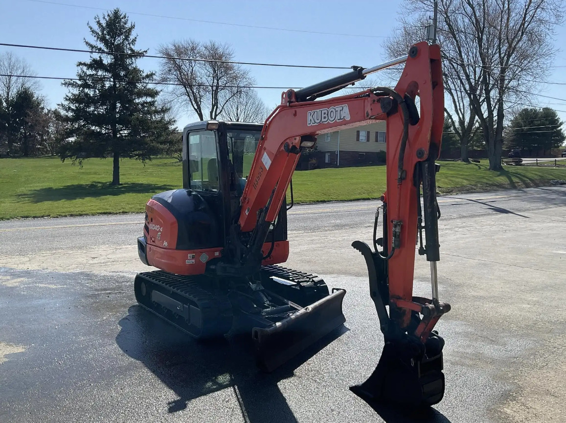Kubota Kx040-4 Factory Price 4 Tonne Used Small Excavator For Sale