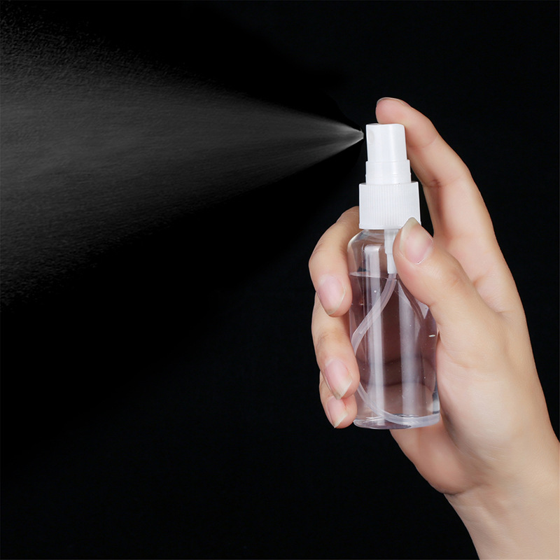 20ml30ml50ml60ml100mlPET Round Fine Mist Spray Bottle Plastic Container Custom Logo Pump Sprayer for Beach and Pool Days