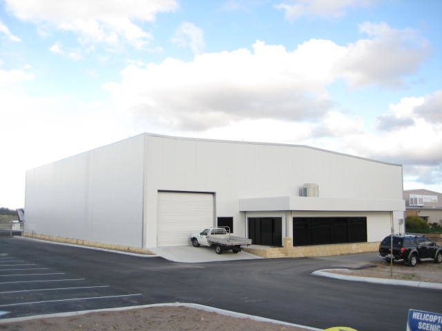 Galvanized Or Painted Steel Frame Surface Prefabricated Steel Structure Building with Fabrication Service and Construction