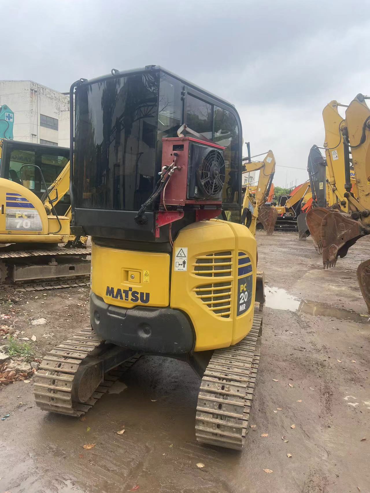 low price in stock excav crawler Komatsu PC20 with cab excavator second handJapan Used Komatsu hydraulic crawler excavator used