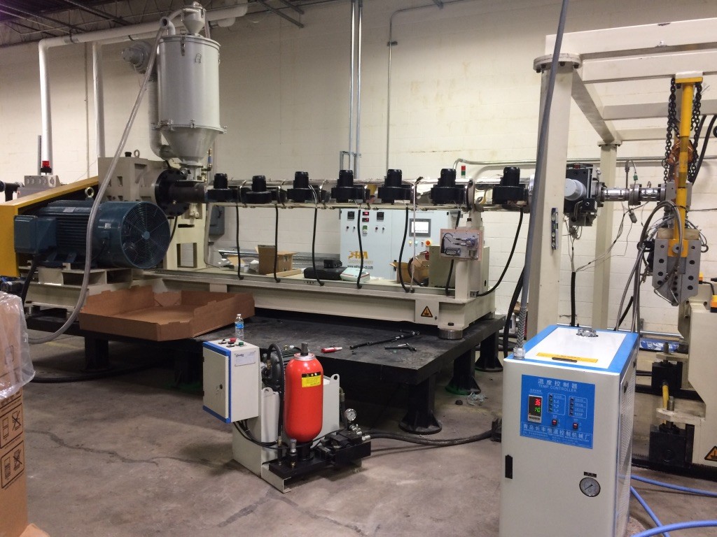 Durable Single Screw PS Plastic Sheet Extrusion Machine For Width 800mm