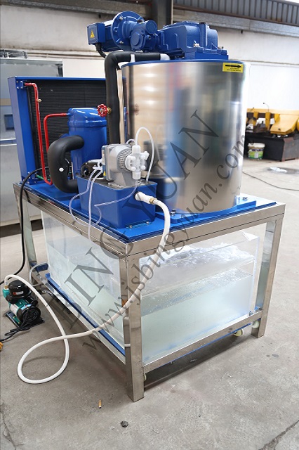 SUS304 Stainless Steel 25ton Seawater Flake Ice Machine Industrial Applications