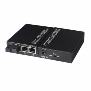 Quality 10/100M Fiber Optic to 2 RJ45 Media Converter fiber ethernet switch fiber optic transceiver single-mode single fiber 20 wholesale