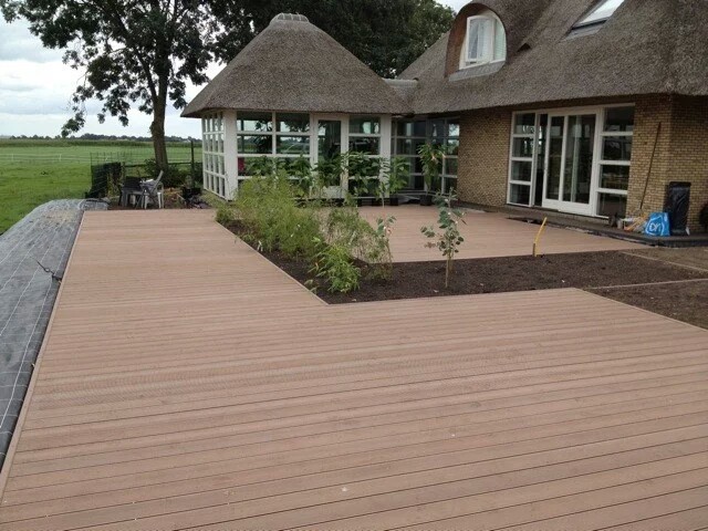 Weather Resistant Teak WPC Outdoor Decking Anti UV Plastic Composite Lumber