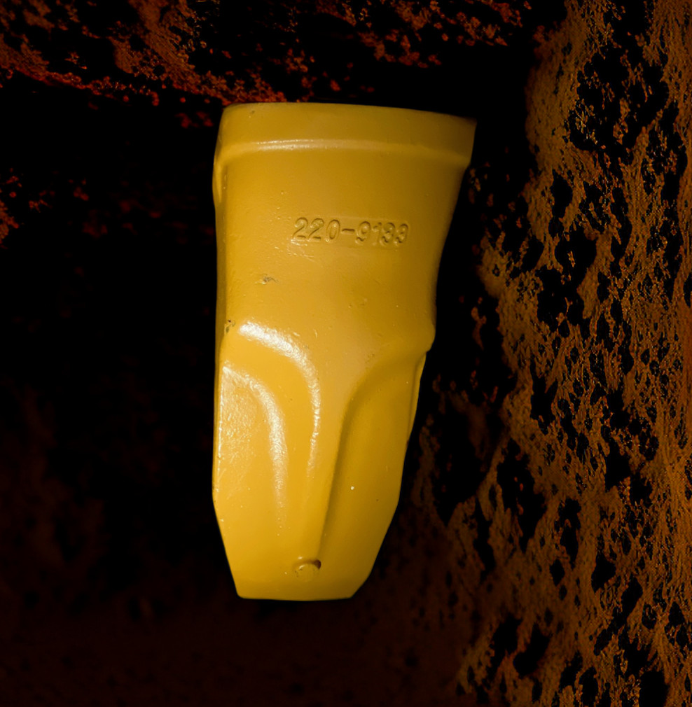 CAL098TL A90 Excavator GP Spike Tip 505-4098 For D320L E320c PENETRATION PLUS TOOTH Excavator Spare Parts