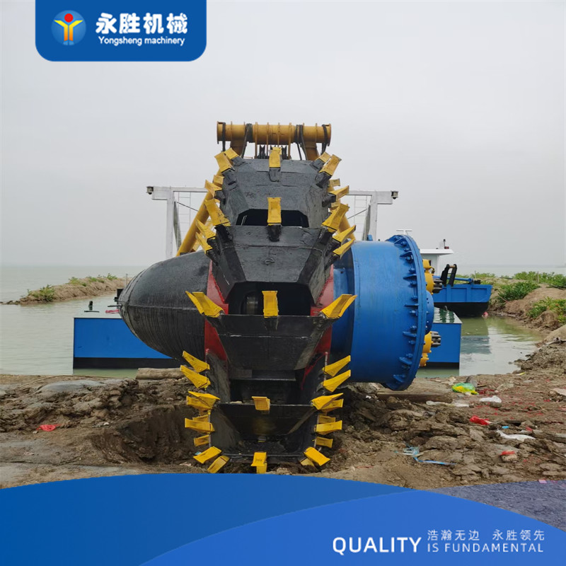 Russian 18-inch cutter suction dredger for river sand pumping/sea dredging