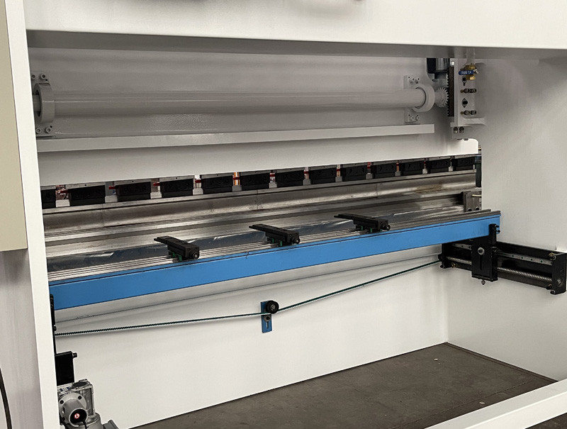 125T 3200MM Torsion Bar Press Brake Industrial Hydraulic Press Folding