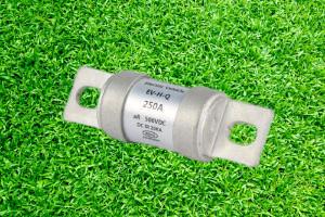 Quality 500VDC Bolt Type Fuse , Semiconductor Ceramic 150Amp Fast Acting Fuses wholesale