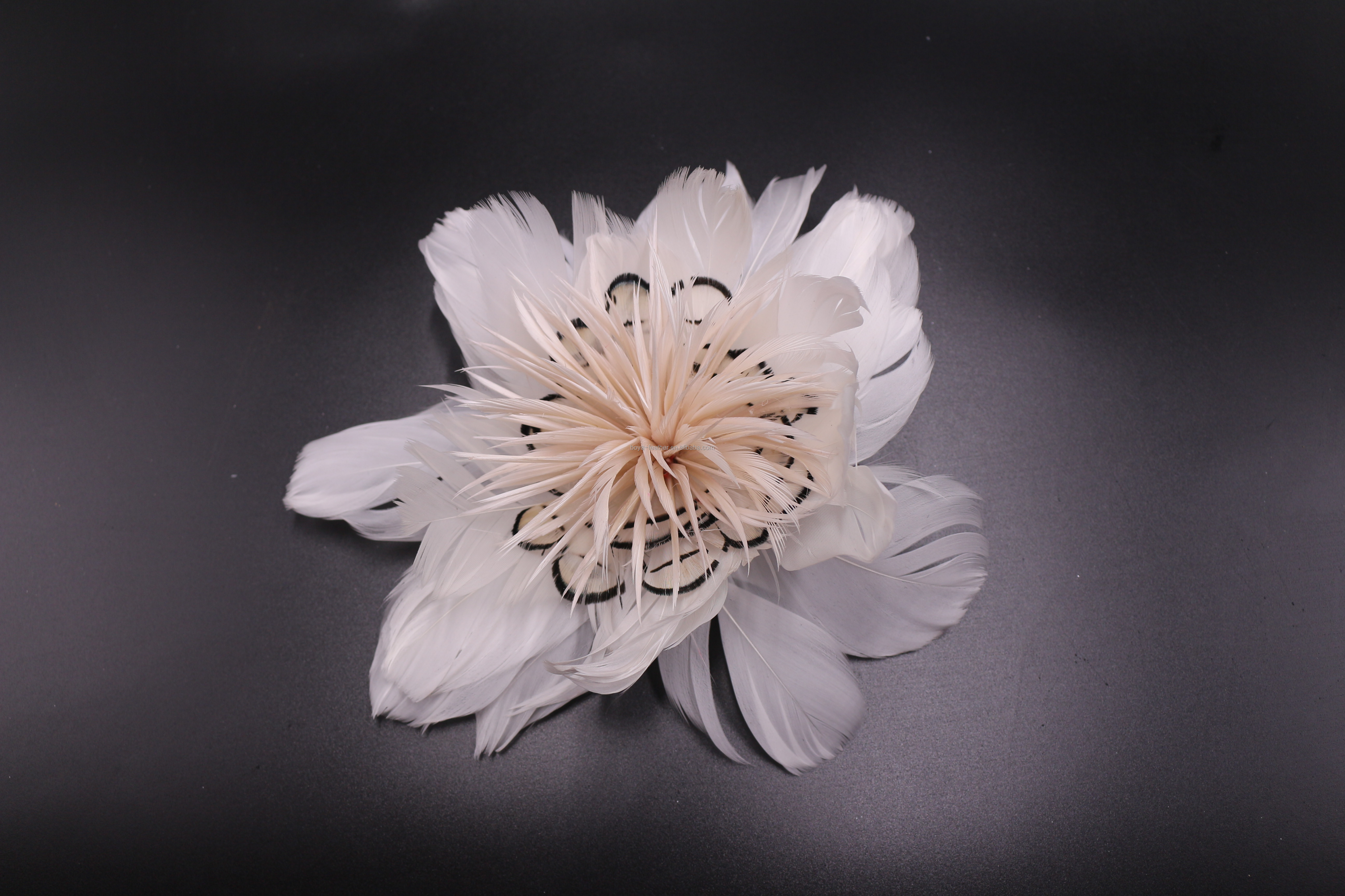 Goose Feather Flower Mount with Wire Accessory 15*30 cm Size and Convenience