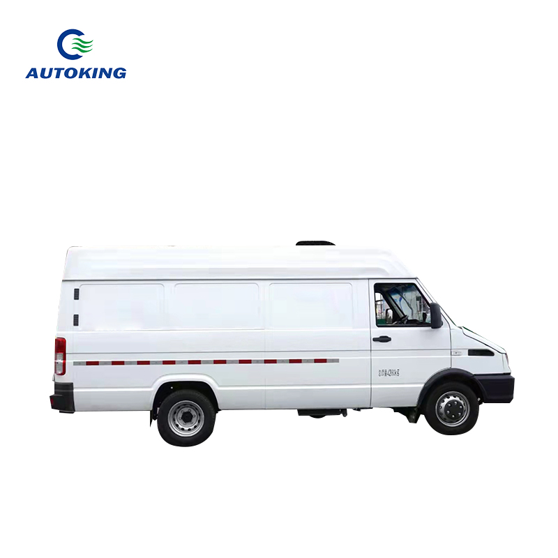 1000kg-10000kg Refrigeration Truck CLW5041XLCNJ6 Small Refrigerated Truck
