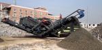 Construction Waste Mobile Stone Crusher Plant Simple Structure 1 Year Warranty