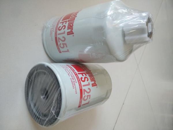 FS1251 eet Fuel Oil Water Separator Filter Cummins Generator 3286503 Diesel