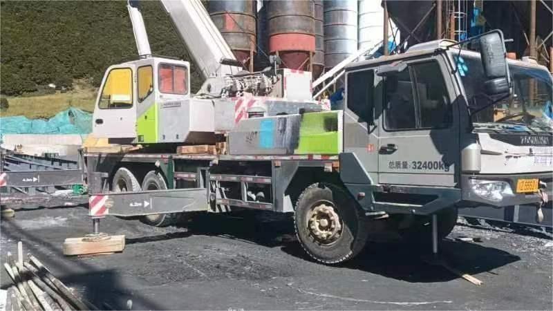 Zoomlion QY25v Used All Terrain Cranes Truck Mounted Cranes for Construction