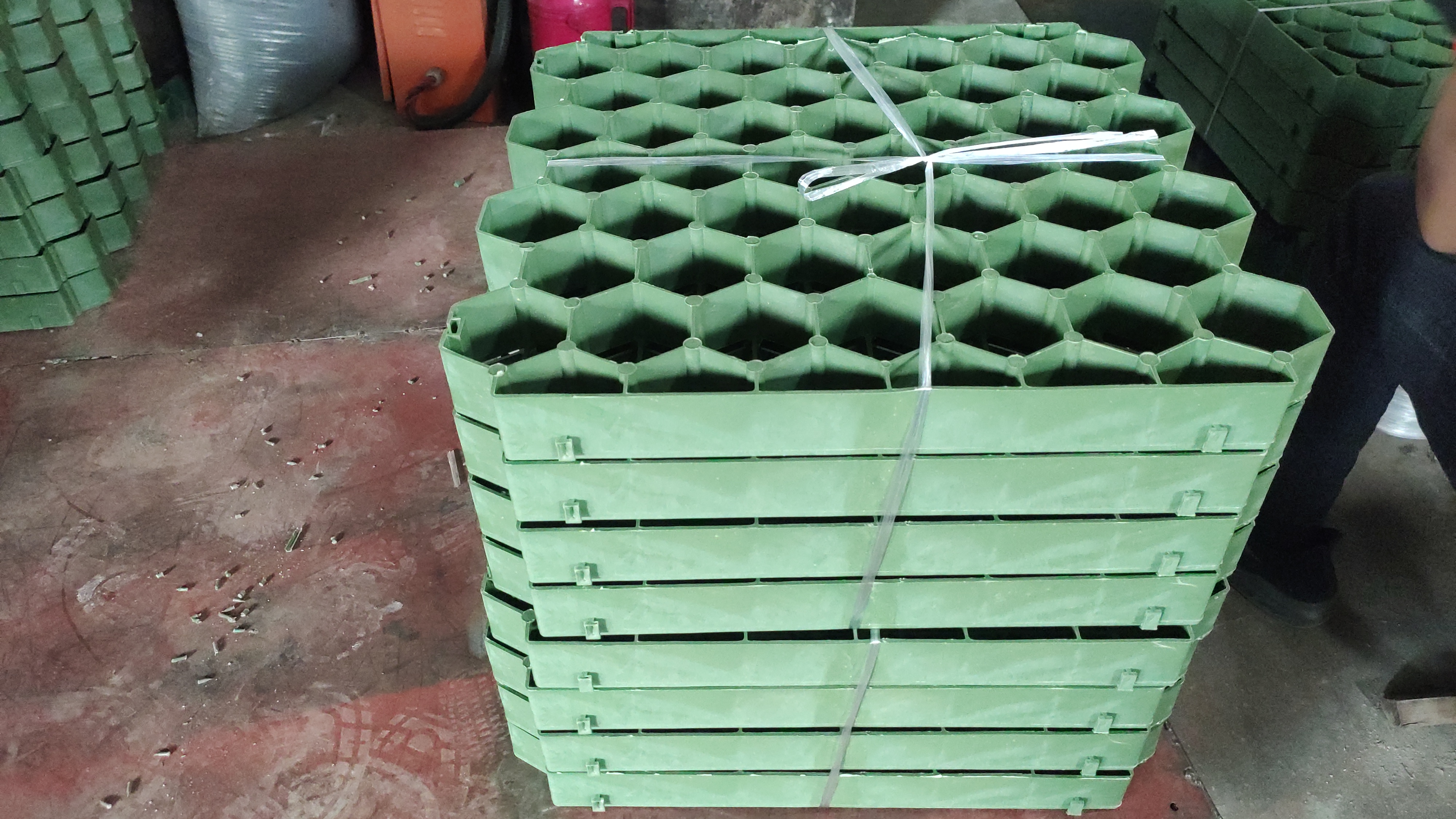 Landscape Turf Grass Paver 500*500*50MM HDPE Grass Grids Pavers with Modern Design