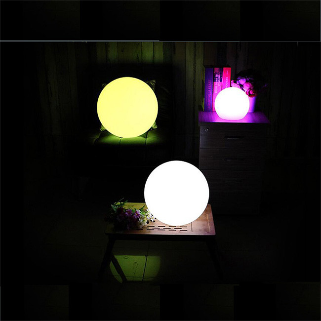 Waterproof Glow Ball Light Solar Powered With 20cm 25cm 30cm Size