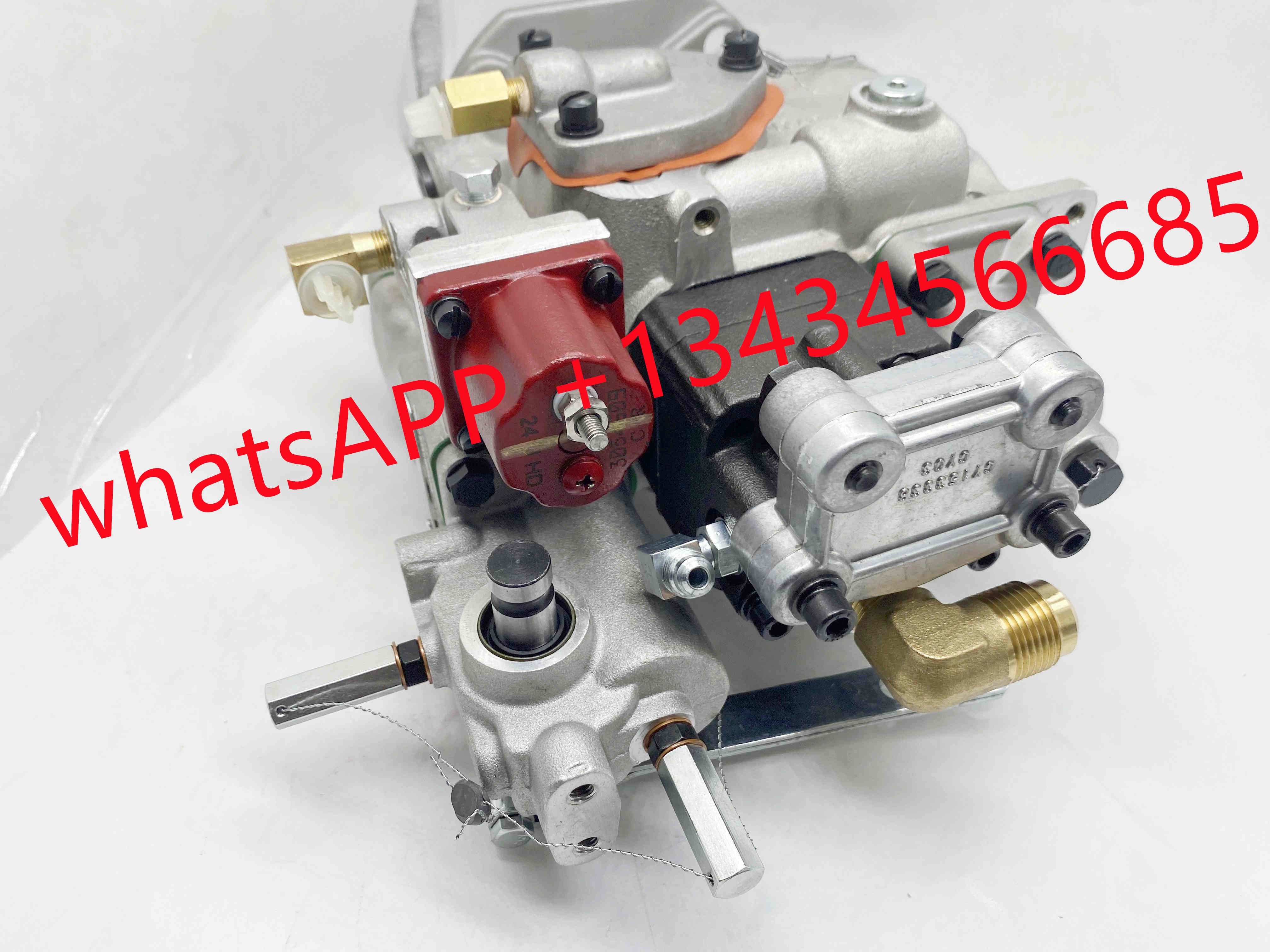 Excavator Engine Parts K19 KTA19 QSK19 Fuel Pump 4076956 4076957 Injection Pump