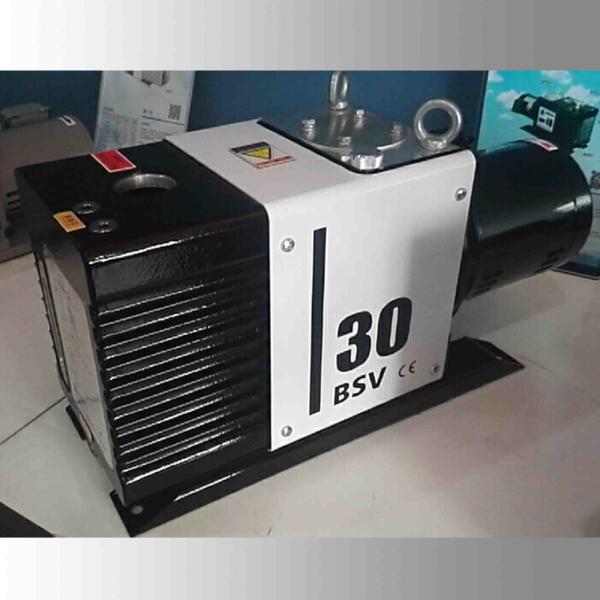 Oil Rotary Vane Vacuum Pump Two Stage 30m3/H Compact Structure Laboratory
