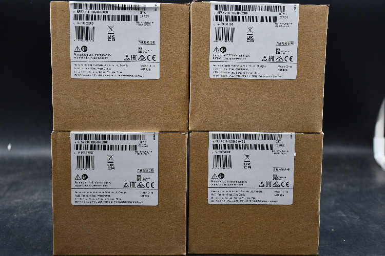 Siemens S7-1200 PLC CPU - 14 (Digital Input, 2 switch as Analogue Input) Inputs, 10 (Digital Output, Relay Output)