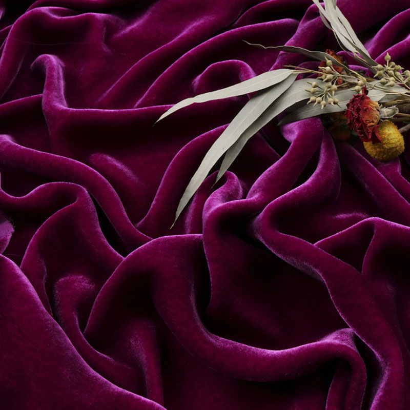 Medium Weight 200gsm Silk Viscose Velvet Fabric For Autumn Winter
