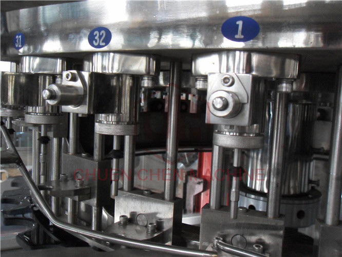 Counter Pressure CSD Carbonated Drink Filling Machine / Soft Drink Bottling Equipment