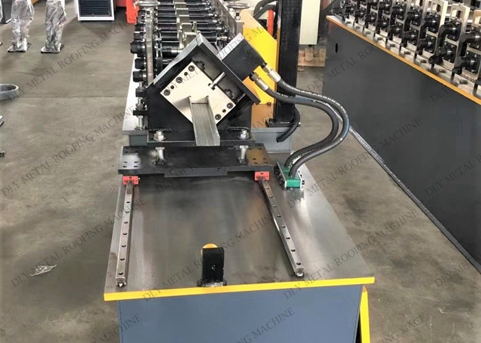 4500kg U Track Roll Forming Machine Cr12 Stud And Track Equipment