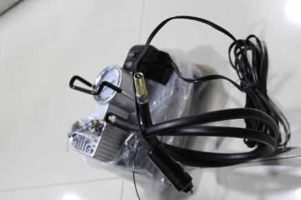 DC 12V Auto Car Pump Portable Tire Inflator Mini Air Compressor Tire Tyre