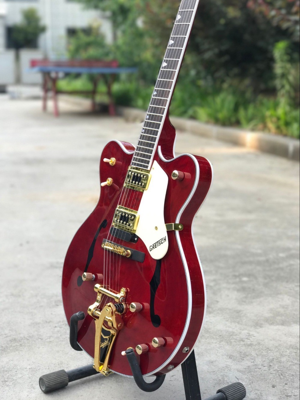 Custom shop ES-335 F hollow body jazz Electric Guitar 6 Strings red guitar with Gold hardware vibrato system