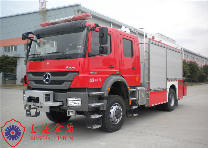 4x2 Drive 214kw 100km/H Emergency Rescue Fire Fighting Vehicle with Independent Cab