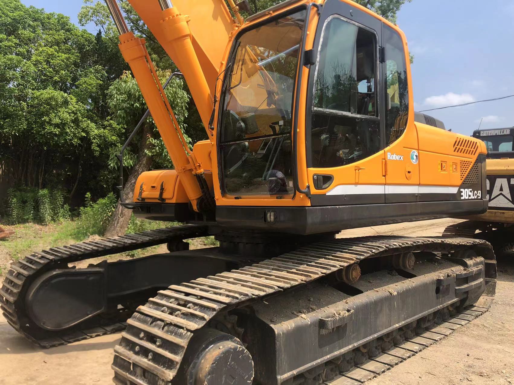 Used Hyundai Excavator 305 300 220 Crawler Digger Machine with Liyuan Hydraulic Valve