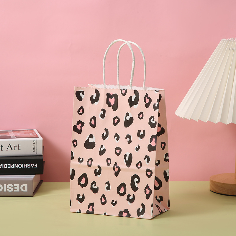 Custom Color Leopard Print Kraft Paper Striped Cartoon Party Reception Paper Gift Bag