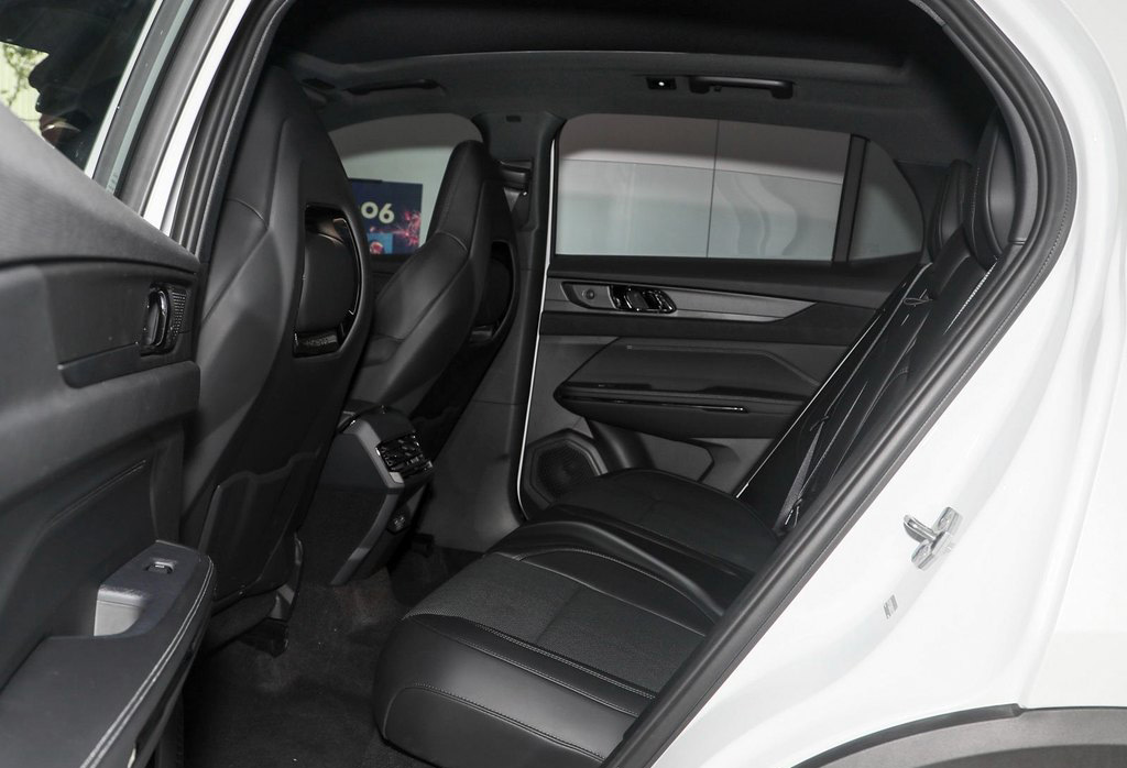 China High Speed Electric Car Suv 1.LYNK&CO 01 new ev cheap electric car with certification