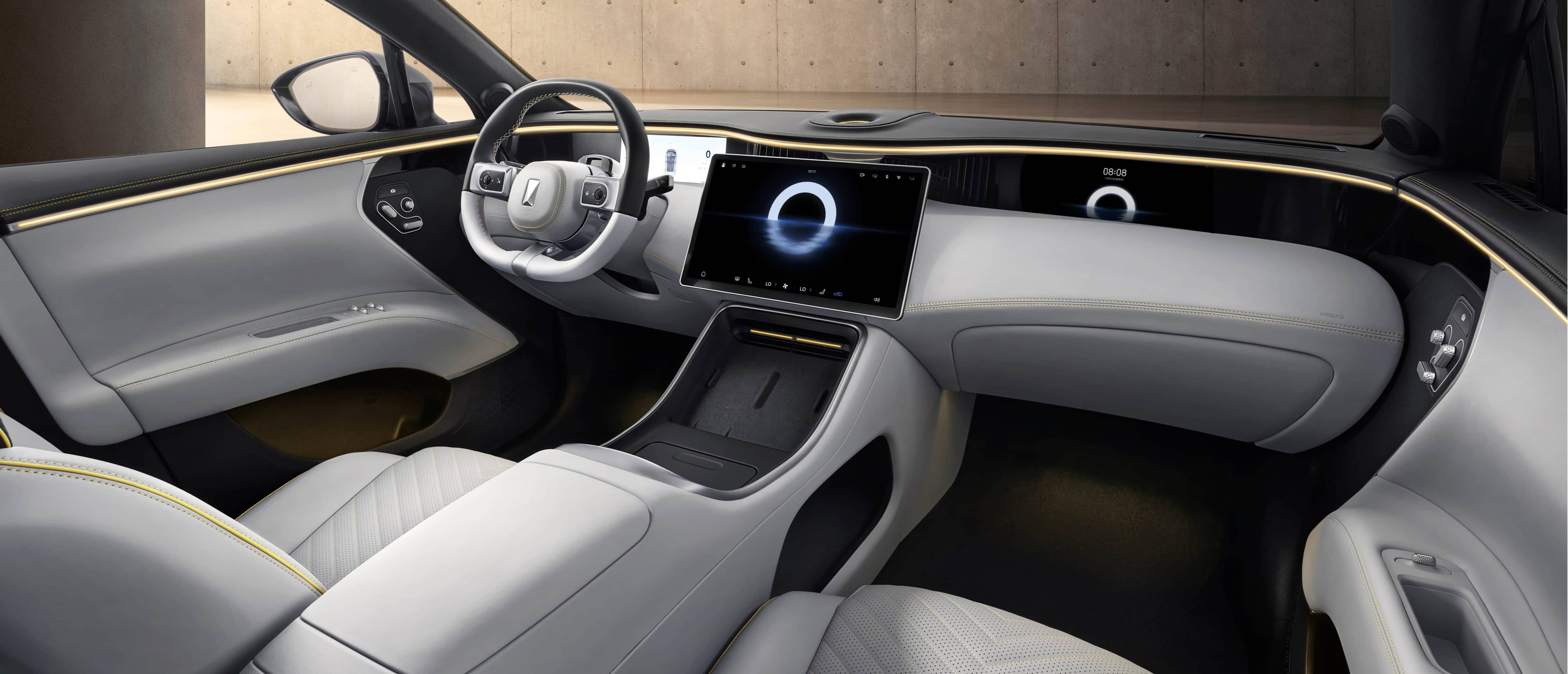 High Speed Long Range EV 4 Door 5 Seats Battery Electric Vehicle Changan Avita 11 SUV