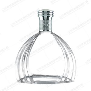 Quality Whiskey XO Empty Liquor Spirit Bottle with 750ml 500ml Capacity and Glass Lid Sealing Type wholesale