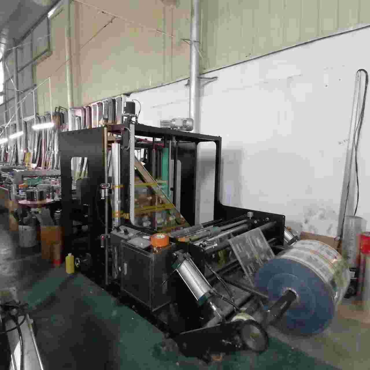 Bag Making Length 440mm Zipper Bag Making Machine With Three Side Sealing Type