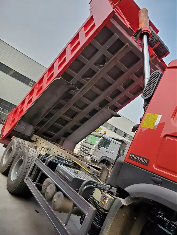 31-40 Ton Heavy Duty Cheap Large Construction Transportation Equipment Vehicles Howo Tipper Dump 12.00R20-18PR