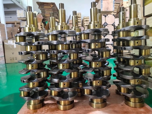 Crank Shaft Excavator Engine Parts Camshafts Crankshafts For Daewoo Doosan Kobelco