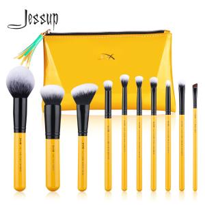 Quality birch wood Basic Makeup Brushes Set Vegan Brush Set with 21cmx11cm Bag wholesale