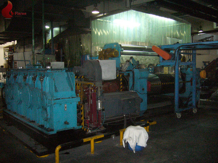 Φ610 x1830mm Two Roll Mixing Open Mill With Gear Coupling Transmission