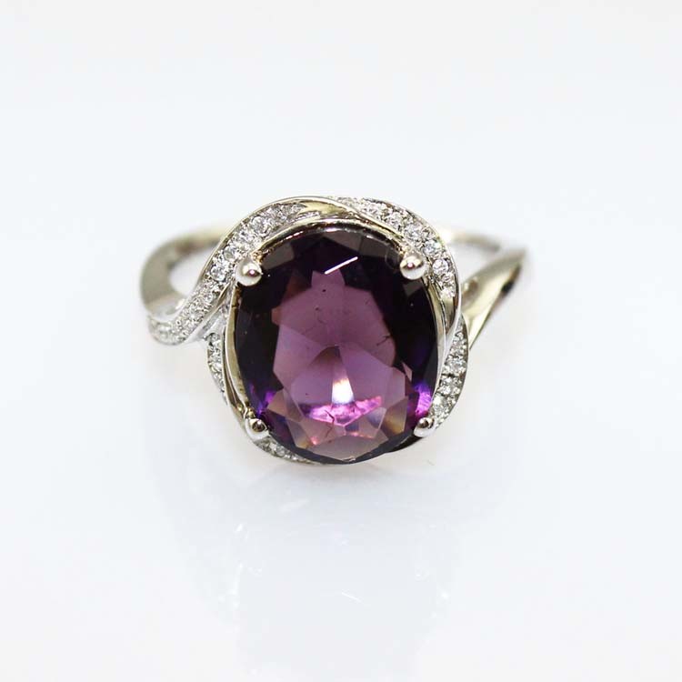 Sterling Silver 9mm x11mm Oval Garnet Cubic Zircon Gemstone Ring(R276)