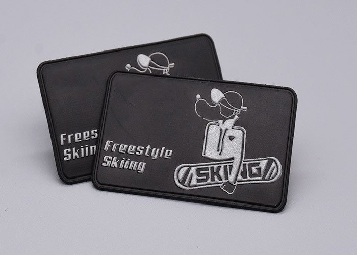 Reflective Silver Logo Heat Transfer Garment Labels TPU Embossed